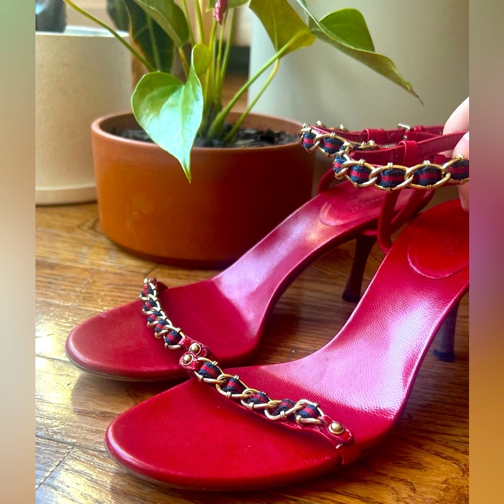 Vintage GUCCI kitten heels 👠 - Picture 5 of 13